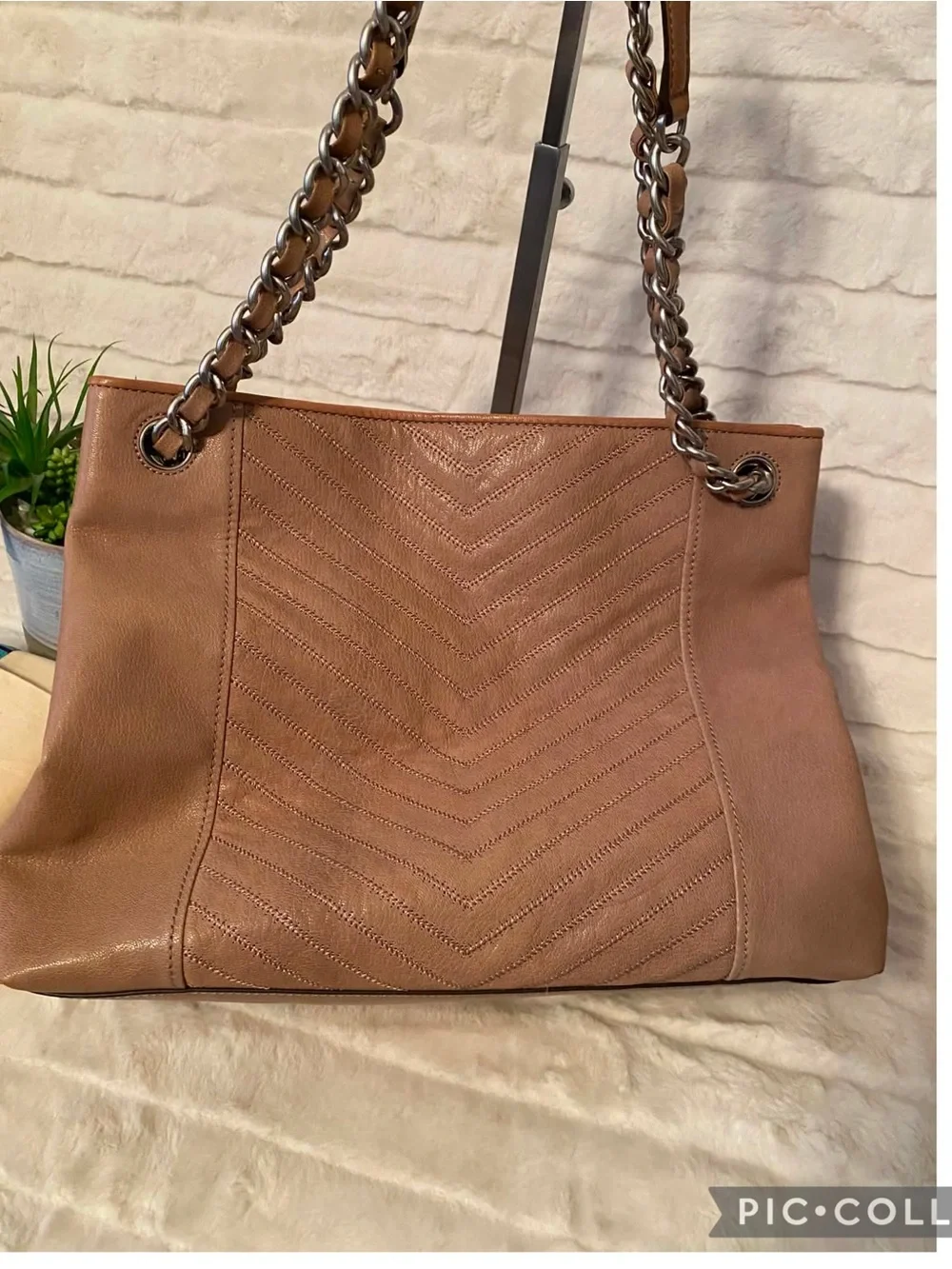 ✨Final SALE✨EUC Tory Burch Tote Bag